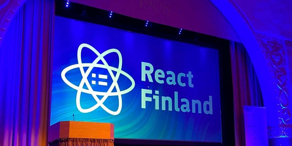 An image of a stage at React Finland 2022 conference
